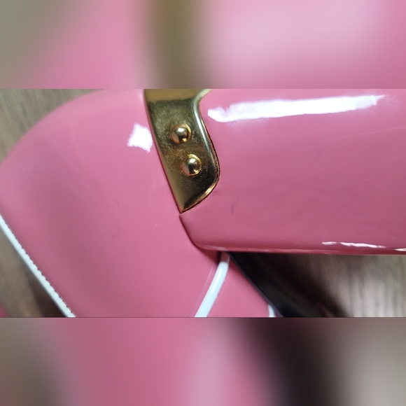 Prada Pink Patent Leather Heels Mary Jane - Picture 13 of 17